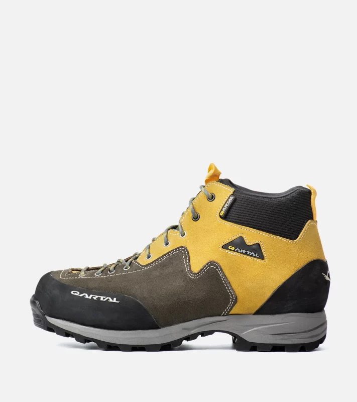 کفش کوهنوردی قارتال مدل کمچی زرد
